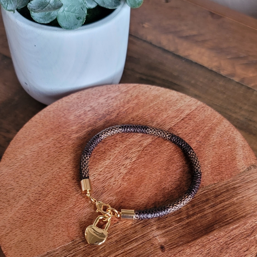 Heart Charm bracelet